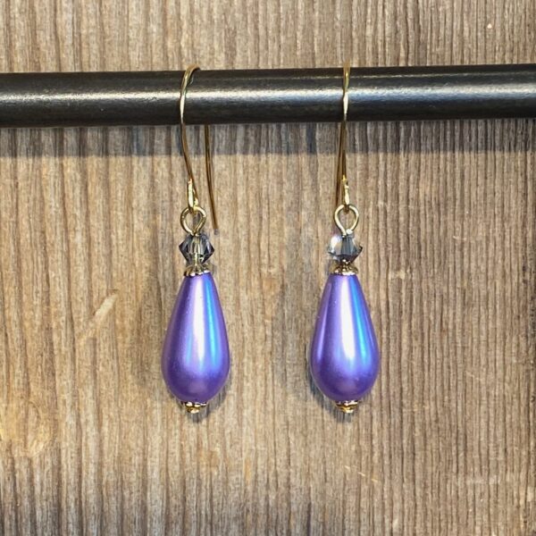 Evening in Old Town Teardrop Pearl Earrings #EW858-204