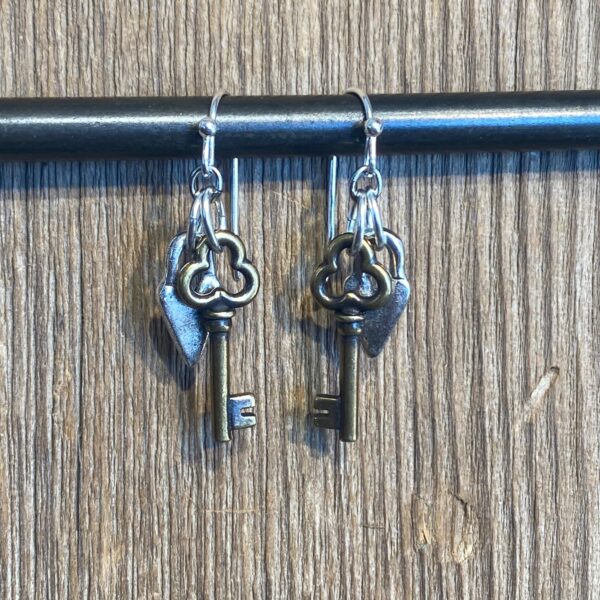 Jumbles "Key-to-My-Heart" Earrings #EW878